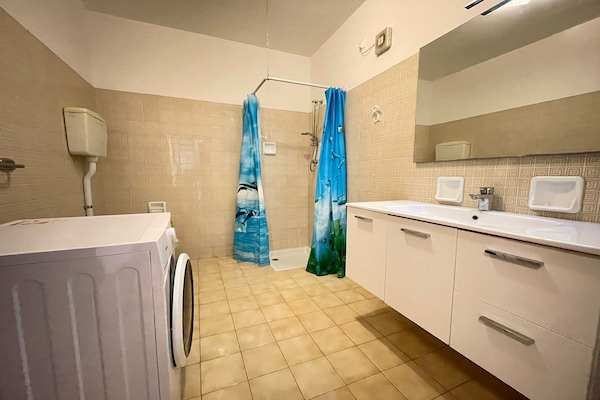 Foto van Appartement in VEN - Veneto/Venetië - Vakantiehuis in Porto Santa Margherita - Caorle - BathRoom