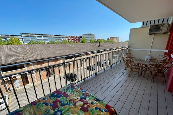 Foto van Appartement in VEN - Veneto/Venetië - Vakantiehuis in Porto Santa Margherita - Caorle - TerraceBalcony