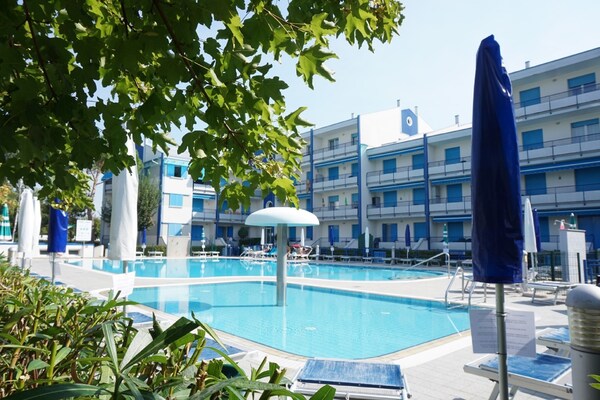 Foto van Ontspannend verblijf aan de kust in Lido Altanea - Vakantiehuis in Caorle (VE) - ExteriorSummer