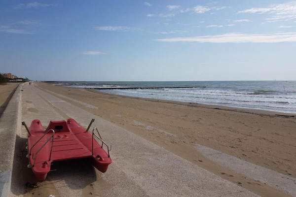 Foto van Appartement met zeezicht in Caorle voor 5 personen - AreaSummer1KM