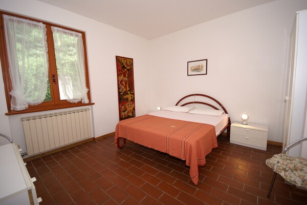Foto van Vrijstaande bungalow bij het Gardameer met zwembad - BedRoom