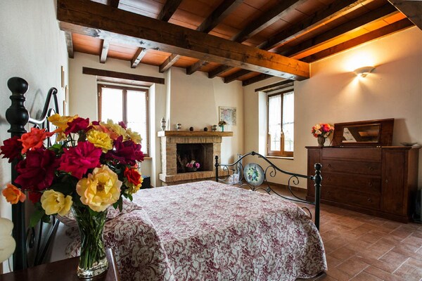 Foto van Zonnig vakantiehuis met zwembad - Vakantiehuis in Salsomaggiore Terme - BedRoom