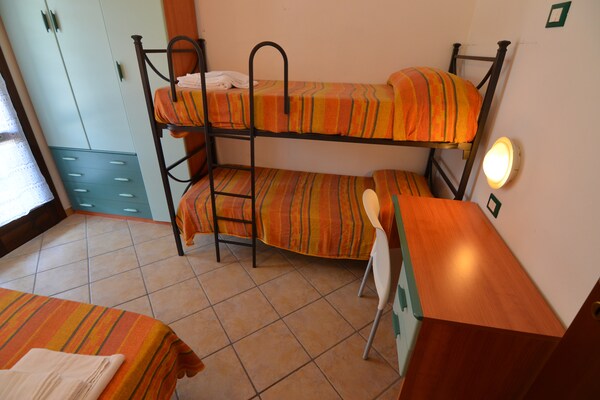 Foto van Lido Retreat vlakbij het strand - Vakantiehuis in Lido di Spina - BedRoom