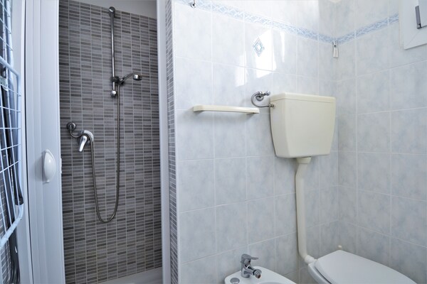 Foto van Verblijf aan het strand, Rosolina Mare - Vakantiehuis in Rosolina Mare (RO) - BathRoom