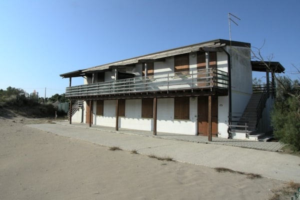 Foto van Vakantiehuis in Rosolina Mare bij strand - Vakantiehuis in Rosolina Mare (RO) - ExteriorSummer