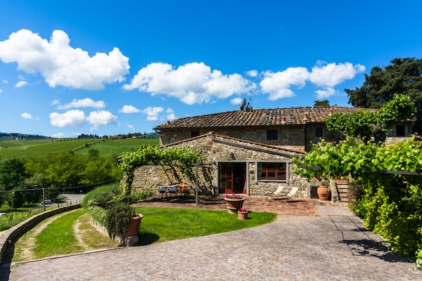 Foto van Toscaanse charme in Greve - Vakantiehuis in Greve in Chianti - ExteriorSummer