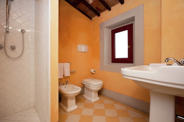 Foto van Toscaanse charme in Greve - Vakantiehuis in Greve in Chianti - BathRoom