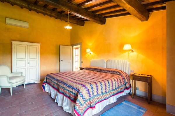Foto van Toscaanse charme in Greve - Vakantiehuis in Greve in Chianti - BedRoom