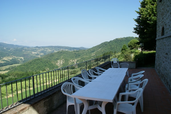 Foto van Vakantiehuis in Dicomano (FI) - Vakantiehuis in Dicomano (fi) - TerraceBalcony