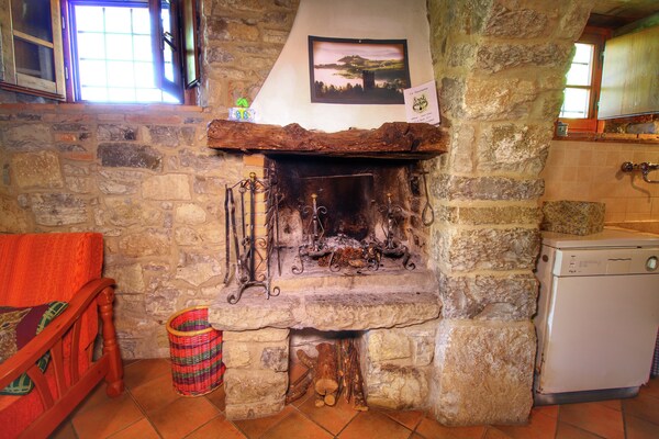 Foto van Boerderij met zwembad, Ortignano - Vakantiehuis in Ortignano - LivingRoom