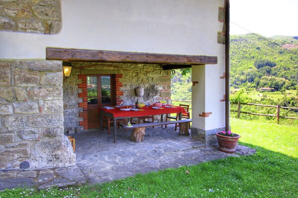 Foto van Boerderij met zwembad, Ortignano - Vakantiehuis in Ortignano - GardenSummer