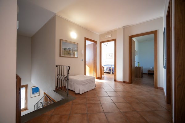 Foto van Villa in Toscane met zwembad - Vakantiehuis in Loro Ciuffenna - Landing