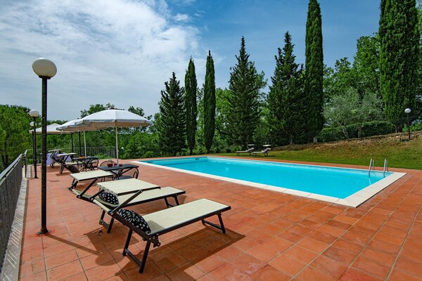 Foto van Zonnig vakantiehuis - Vakantiehuis in Gaiole in Chianti (SI) - PoolOfHouse