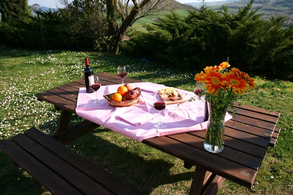 Foto van Authentiek poolhouse - Vakantiehuis in Pienza - TerraceBalcony