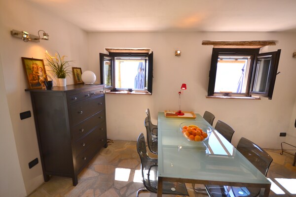 Foto van Vakantiehuis in Lucca met Zwembad en Uitzicht - Vakantiehuis in Borgo A Mozzano - DiningRoom