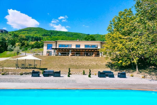 Foto van Vakantiehuis met zwembad in Camporgiano - Vakantiehuis in Camporgiano-LU - PoolOfHouse