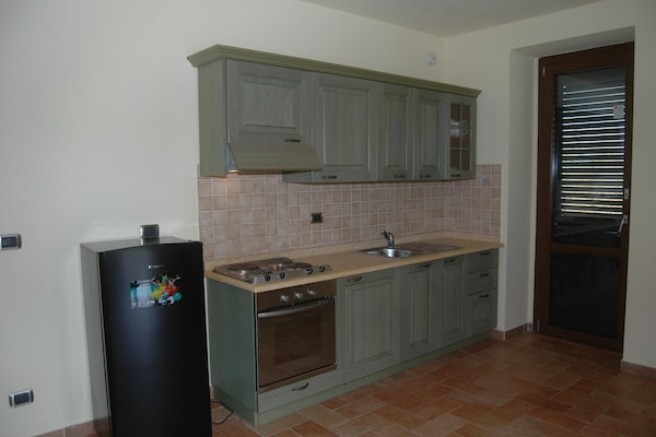 Foto van Vakantiehuis met zwembad in Camporgiano - Vakantiehuis in Camporgiano-LU - Kitchen