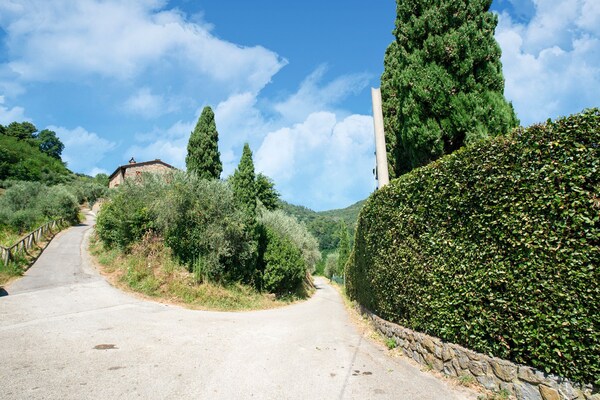 Foto van ﻿Rustiek vakantiehuis in Lucca met een privétuin - AreaSummer1KM