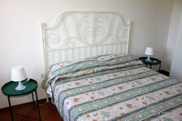 Foto van Appartement met balkon en parkeerplaats - Vakantiehuis in Numana - BedRoom