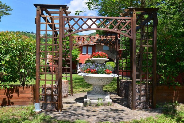 Foto van Moderne villa in Fabriano met privézwembad - Vakantiehuis in Fabriano - GardenSummer