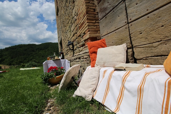 Foto van Hill View Retreat met zwembad - Vakantiehuis in Apecchio - Ambiance
