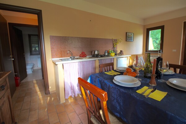 Foto van Appartement in Marche met Zwembad en Uitzicht - Vakantiehuis in Apecchio - DiningRoom