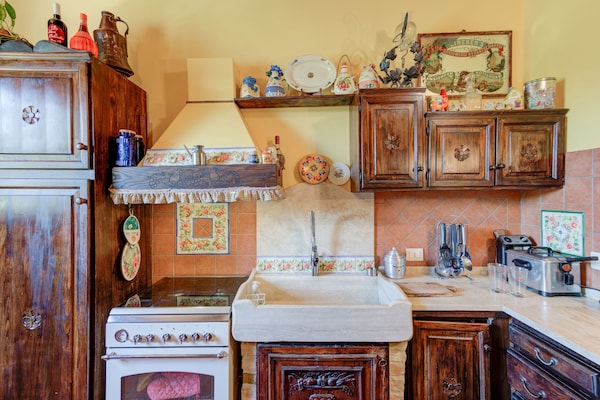 Foto van Monumentaal vakantiehuis in de heuvels van Abruzzo - Kitchen