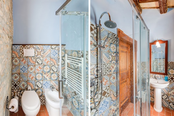 Foto van Monumentaal vakantiehuis in de heuvels van Abruzzo - BathRoom