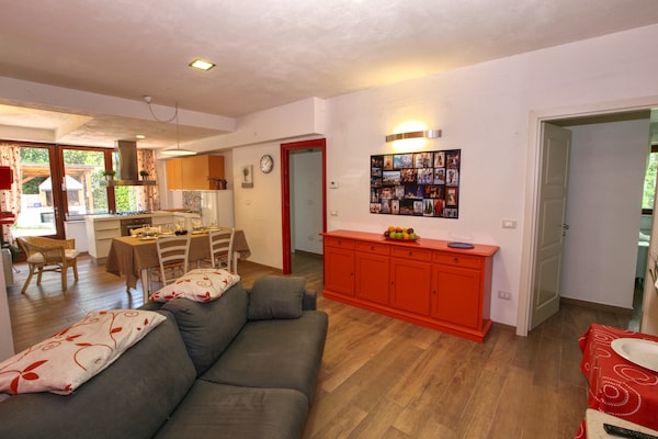 Foto van Landhuis in San Valentino met Zwembad - Vakantiehuis in San Valentino in Abruzzo Citeriore - LivingRoom