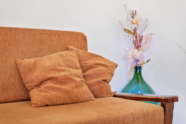 Foto van Comfortabel Vakantiehuis met Tuin - Vakantiehuis in Collepasso - Ambiance