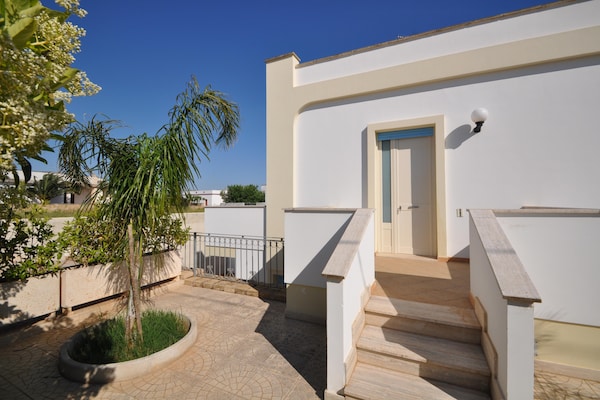 Foto van Appartement in Torre Suda, Racale - Vakantiehuis in Torre Suda, Racale (LE) - ExteriorSummer