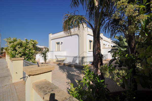 Foto van Appartement in Torre Suda, Racale - Vakantiehuis in Torre Suda, Racale (LE) - ExteriorSummer