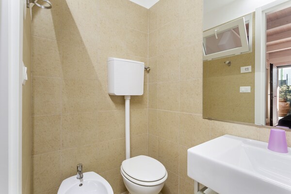 Foto van Gezellig appartement in Campobasso met gedeeld zwembad - BathRoom