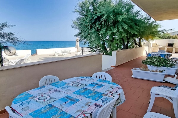Foto van Cannotta Beach - Stromboli - Vakantiehuis in Terme Vigliatore - Untagged