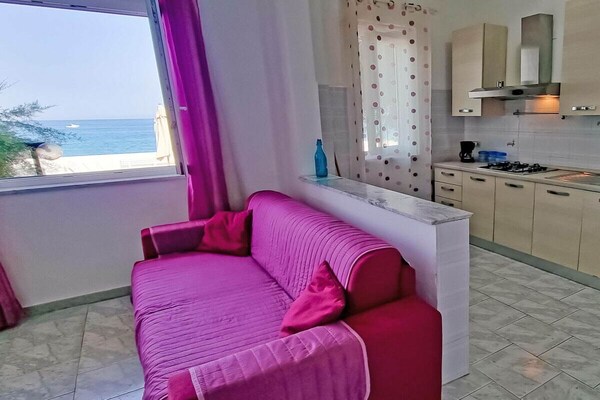 Foto van Cannotta Beach - Stromboli - Vakantiehuis in Terme Vigliatore - Untagged