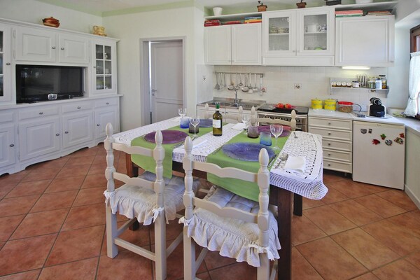 Foto van Villa in Camaiore met Berguitzicht - Vakantiehuis in Camaiore - Kitchen