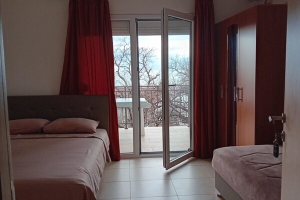 Foto van Beachfront Sunset Apartments Sutomore-ClassicStdio - BedRoom