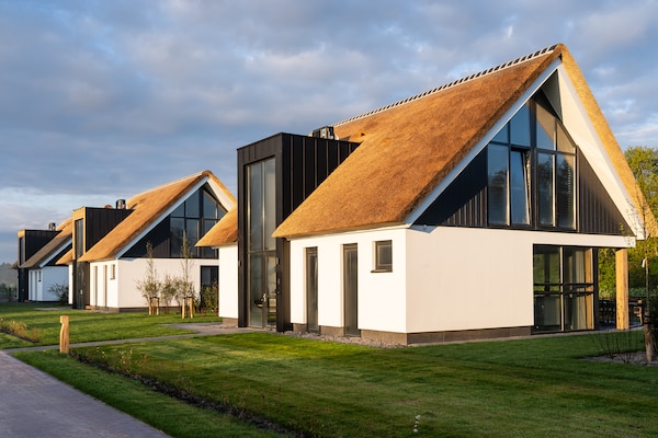 Foto van Wellness Villa, Texel - Vakantiehuis in De Cocksdorp Texel - ExteriorSummer