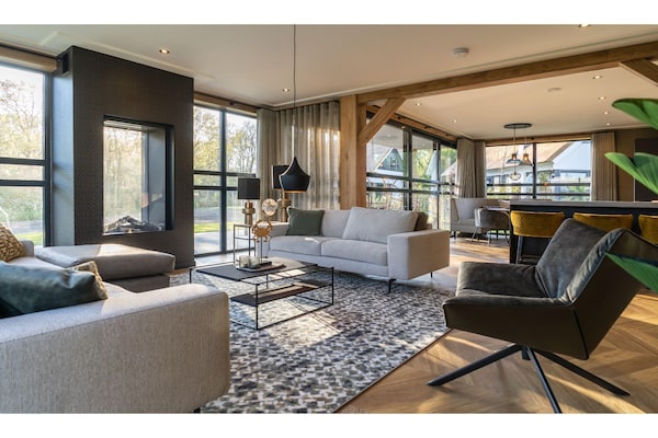 Foto van Wellness Villa, Texel - Vakantiehuis in De Cocksdorp Texel - LivingRoom