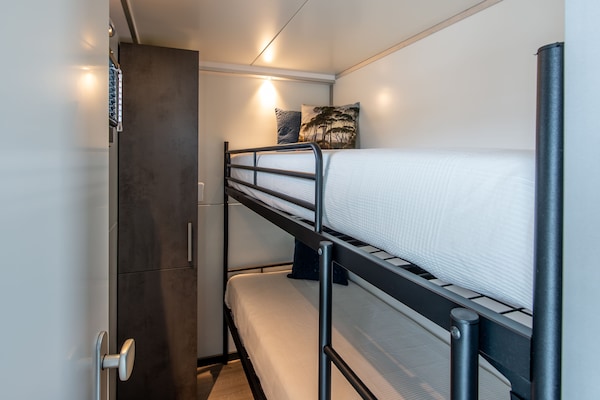 Foto van Waterlodge Kamperland met Uitzicht Terras - Vakantiehuis in Kamperland - BedRoom