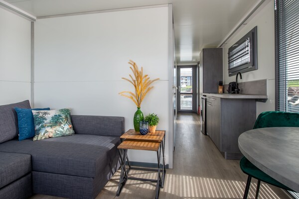 Foto van Waterlodge Kamperland met Uitzicht Terras - Vakantiehuis in Kamperland - LivingRoom