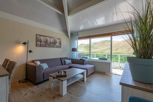 Foto van Strandlodge in Callantsoog bij duinen - Vakantiehuis in Callantsoog - LivingRoom