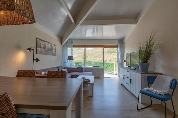 Foto van Strandlodge in Callantsoog bij duinen - Vakantiehuis in Callantsoog - DiningRoom