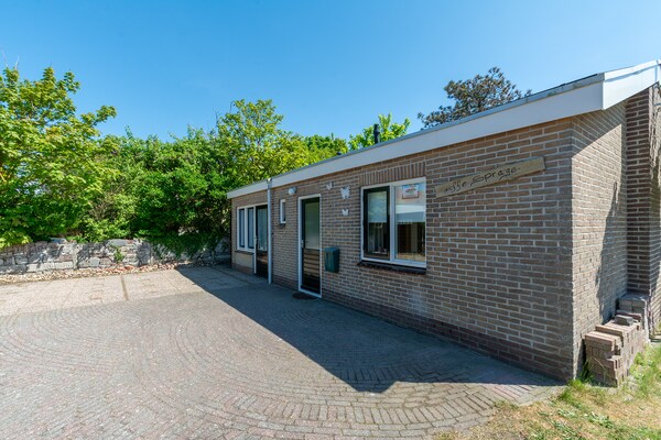 Foto van Vakantiehuis Effe Sprage in Callanstoog Centrum - Vakantiehuis in Callantsoog - ExteriorSummer