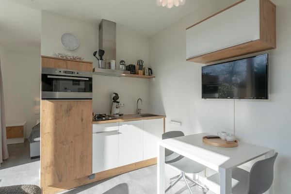 Foto van Suite De Uitwaayer voor 2 personen - Vakantiehuis in Sint Maartensvlotbrug - Kitchen