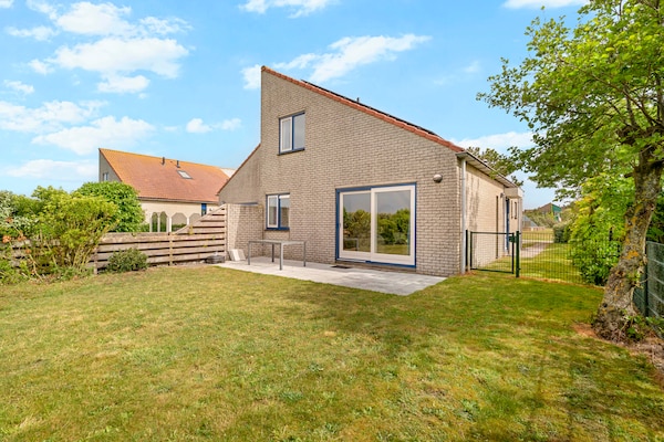 Foto van Villa in Julianadorp bij Strand - Vakantiehuis in Julianadorp aan Zee - Untagged
