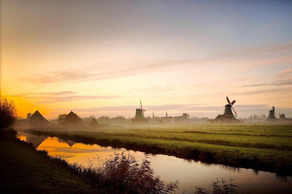 Foto van Chalet met 3 slaapkamers en infraroodsauna - Vakantiehuis in West-Graftdijk - AreaSummer5KM