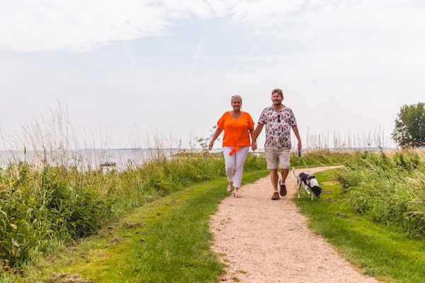 Foto van Safarilodge voor 6 personen met veranda nabij het IJsselmeer - ParkFacilities