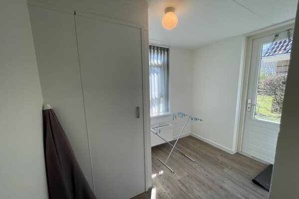 Foto van Watervilla met infraroodsauna en jacuzzi - Vakantiehuis in Medemblik - HallReception