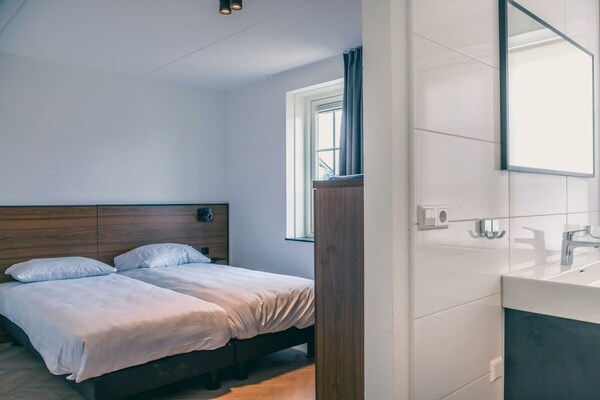 Foto van Watervilla MIVA 6 - Vakantiehuis in Medemblik - Untagged